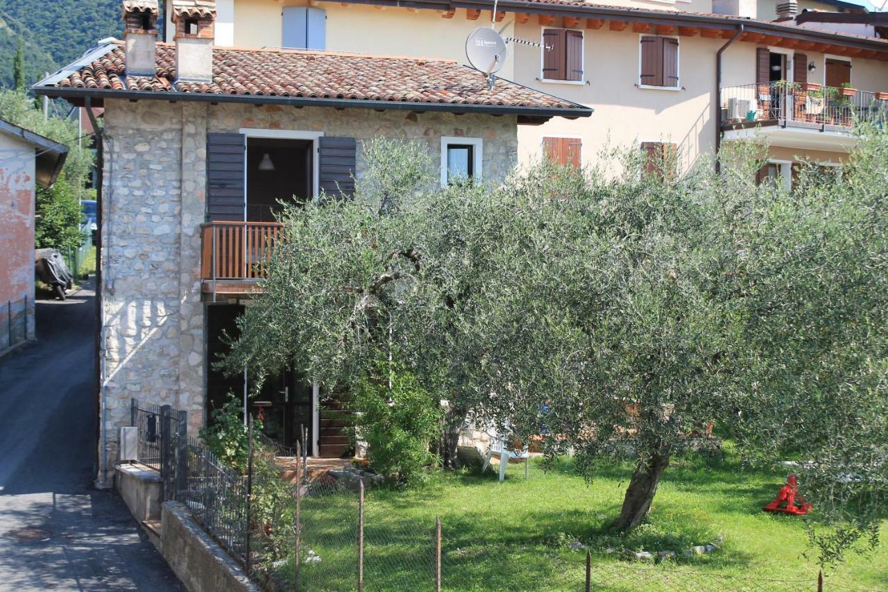 Casa Andreina Villa Toscolano Maderno Exterior photo